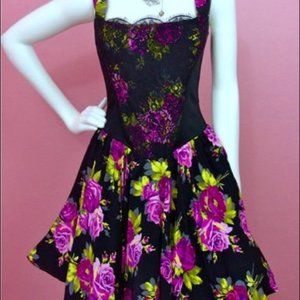 Betsey Johnson- starlet black lace gothic (corset) wedding dress with roses
